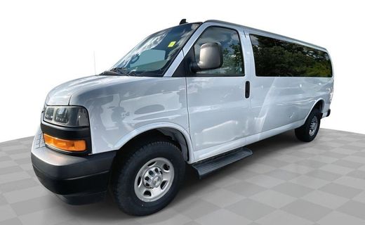 2022 Chevrolet Express LS EXT