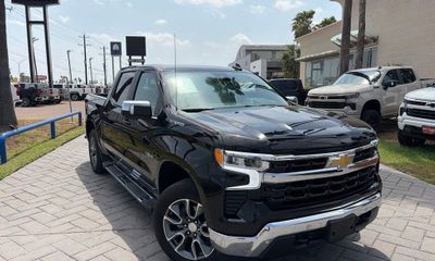 2026 Chevrolet Silverado LT