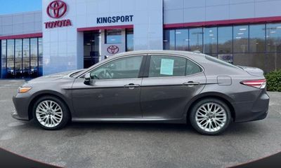 2020 Toyota Camry XLE