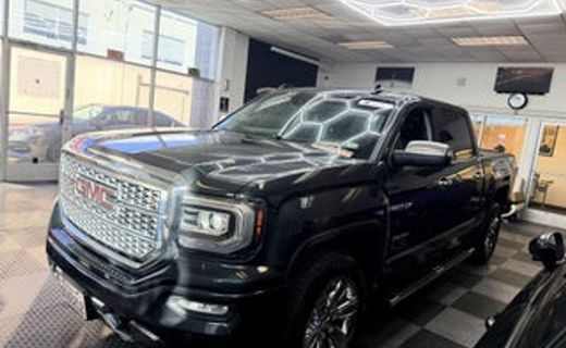 2018 GMC Sierra Denali