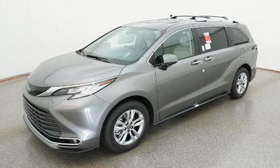 2026 Toyota Sienna Limited