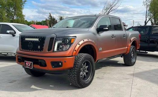 2018 Nissan Titan SV