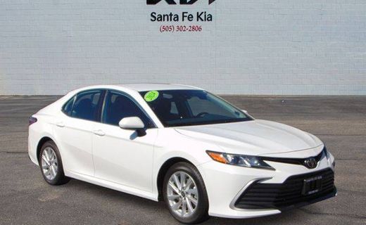 2024 Toyota Camry LE