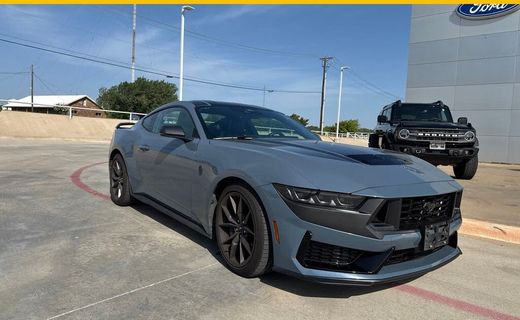 2024 Ford Mustang Dark Horse