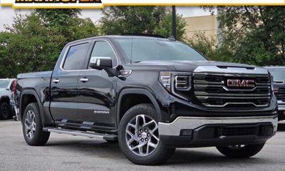 2026 GMC Sierra SLT