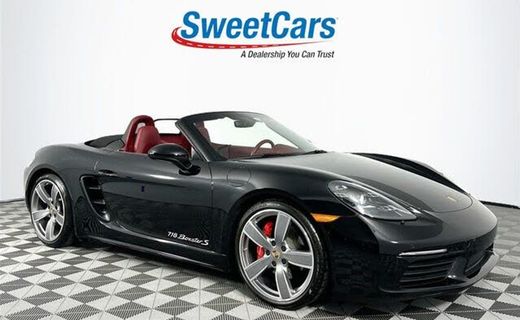 2025 Porsche 718 Boxster S
