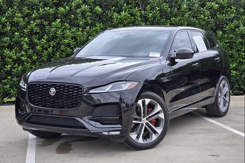 2022 Jaguar F Pace — a typically priced live listing