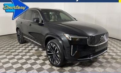 2026 Volvo XC90 Plus Bright