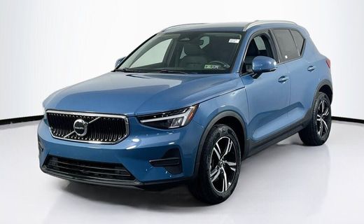 2023 Volvo XC40