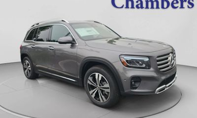 2026 Mercedes-Benz GLB-Class GLB250 4MATIC