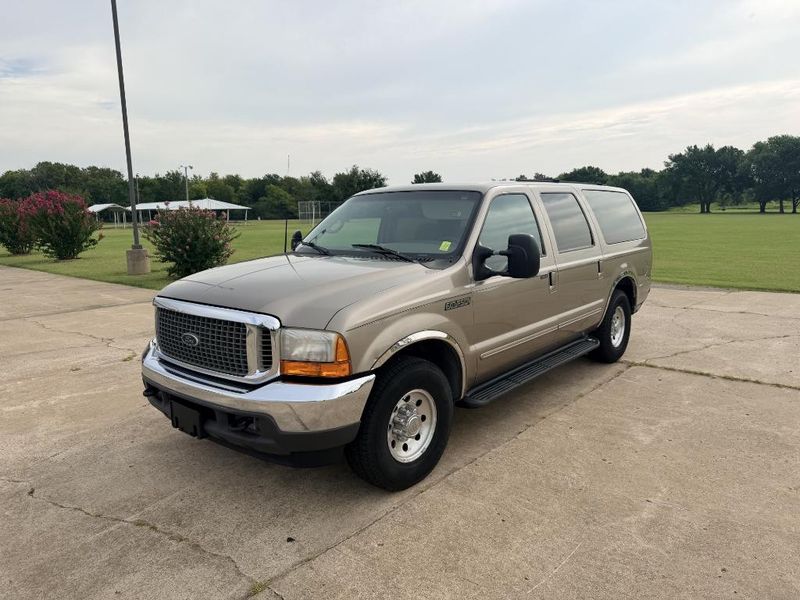 2000 Ford Excursion — a typically priced live listing