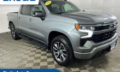 2023 Chevrolet Silverado RST