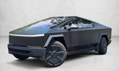 2024 Tesla Cybertruck Base