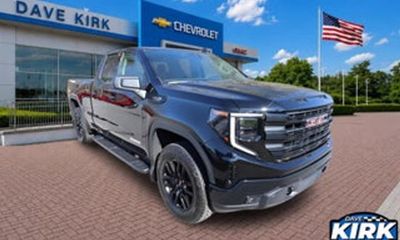 2025 GMC Sierra AT4