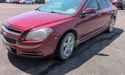 2011 Chevrolet Malibu 2LT
