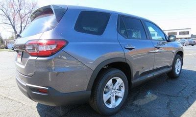 2023 Honda Pilot LX