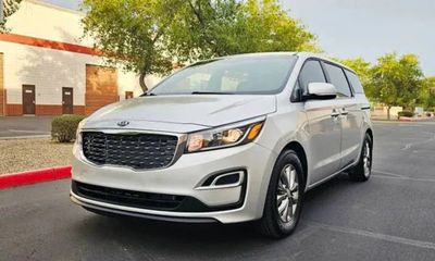 2019 Kia Sedona LX EX