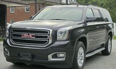 2015 GMC Yukon XL SLT
