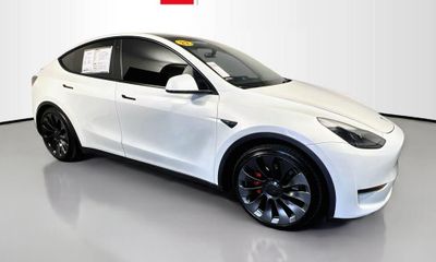 2022 Tesla Model Y Performance