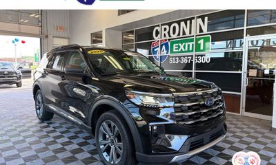 2025 Ford Explorer Active