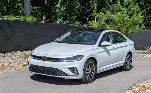 2025 Volkswagen Jetta SE