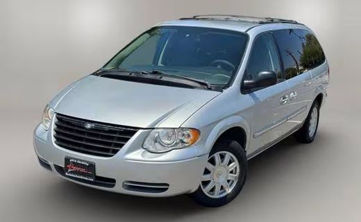 2005 Chrysler Town AND Country Touring