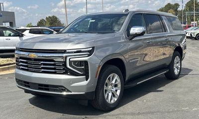 2026 Chevrolet Suburban Premier
