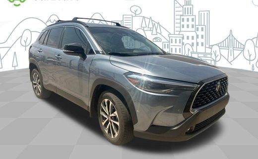 2025 Toyota Corolla Cross XLE