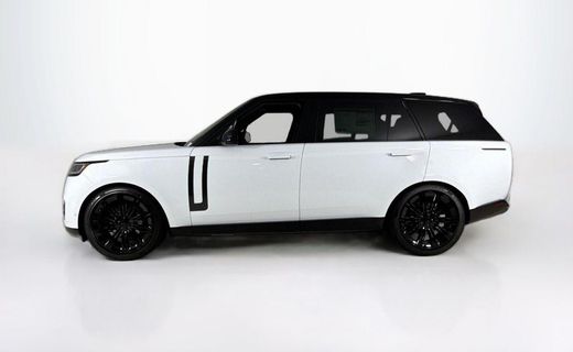 2026 Land Rover Range SE