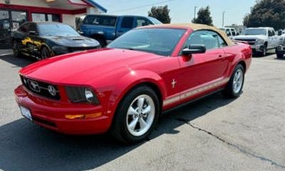 2008 Ford Mustang Deluxe