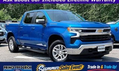 2023 Chevrolet Silverado LT