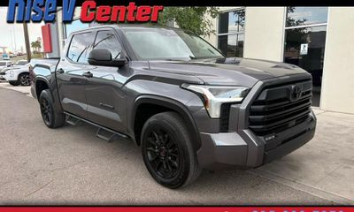 2023 Toyota Tundra SR5