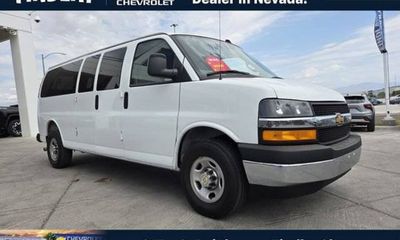 2025 Chevrolet Express LT EXT