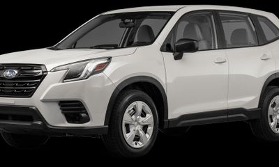 2023 Subaru Forester Base ES