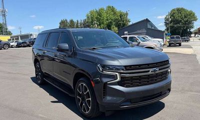 2022 Chevrolet Suburban RST