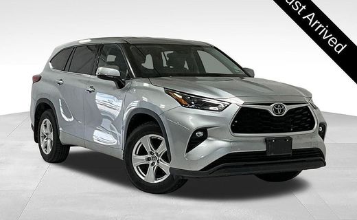 2022 Toyota Highlander LE