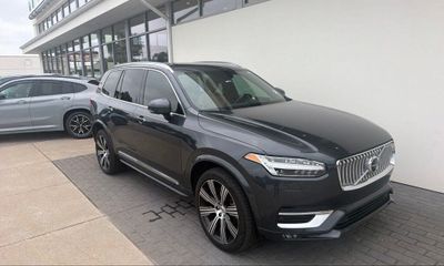 2022 Volvo XC90 Inscription