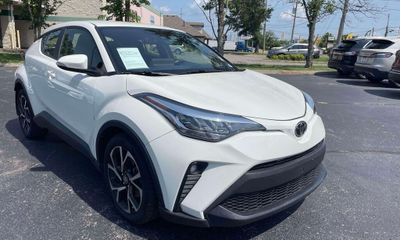 2021 Toyota C-HR LE