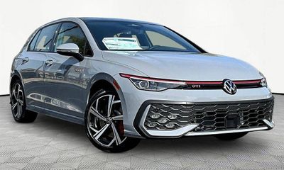 2026 Volkswagen Golf GTI SE