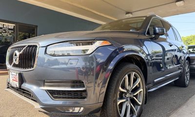 2019 Volvo XC90 Momentum