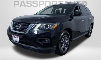 2019 Nissan Pathfinder SV