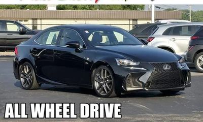 2019 Lexus IS 300