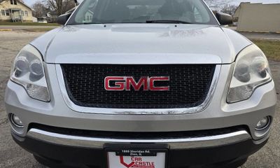 2012 GMC Acadia SLE 1