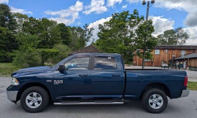2019 Ram 1500 SLT