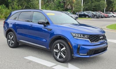 2023 Kia Sorento S