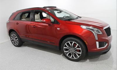 2026 Cadillac XT5 Sport