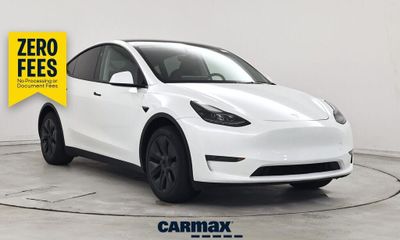 2024 Tesla Model Y Long Range