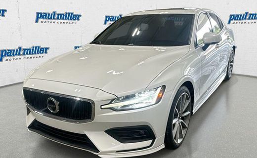 2021 Volvo S60 Momentum