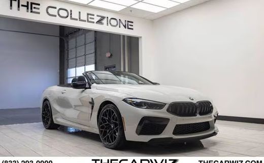 2022 BMW M8