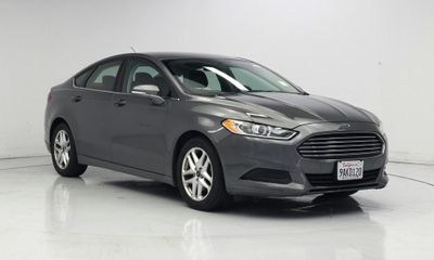 2014 Ford Fusion SE